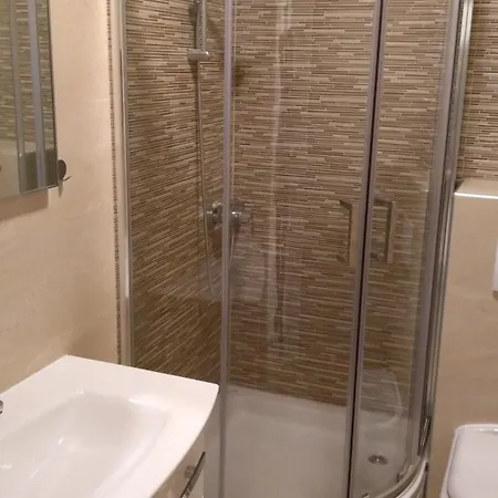 Helena Apartman